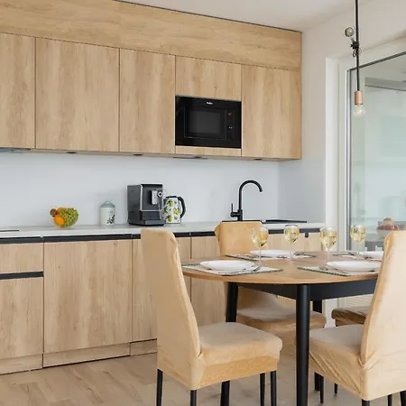 Lägenhetshotell Wellness Zone, Gym, Sauna, Jacuzzi & Children's In By Renters *